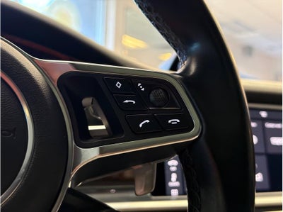 2018 Porsche Panamera 4 E-Hybrid Sedan 4D