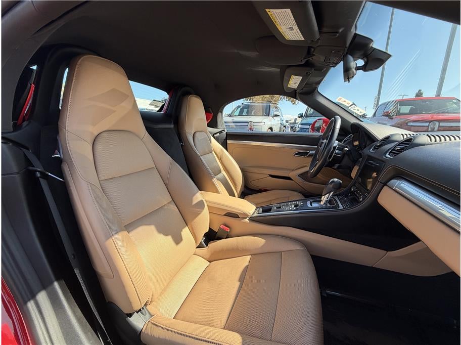 2019 Porsche 718 Boxster Roadster 2D