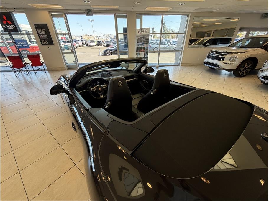 2014 Porsche 911 Carrera Cabriolet 2D