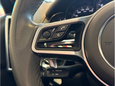 2017 Porsche Cayenne Platinum Edition Sport Utility 4D