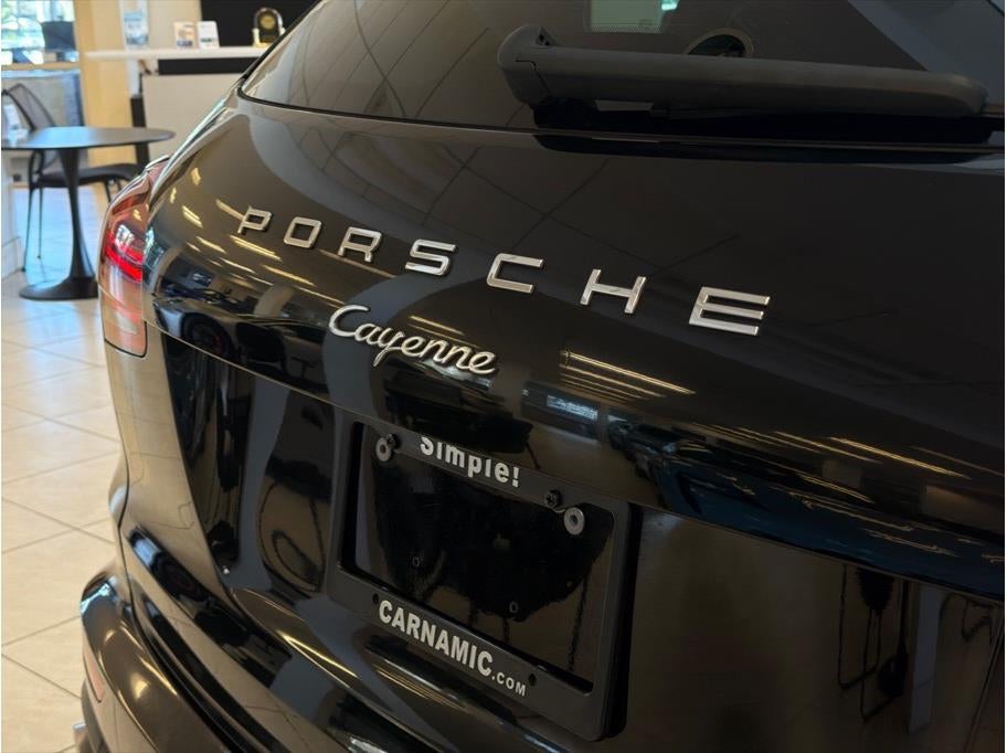 2017 Porsche Cayenne Platinum Edition Sport Utility 4D