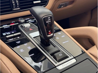 2022 Porsche Cayenne Platinum Edition Sport Utility 4D