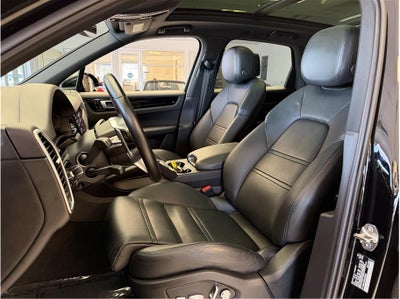 2021 Porsche Cayenne S Sport Utility 4D