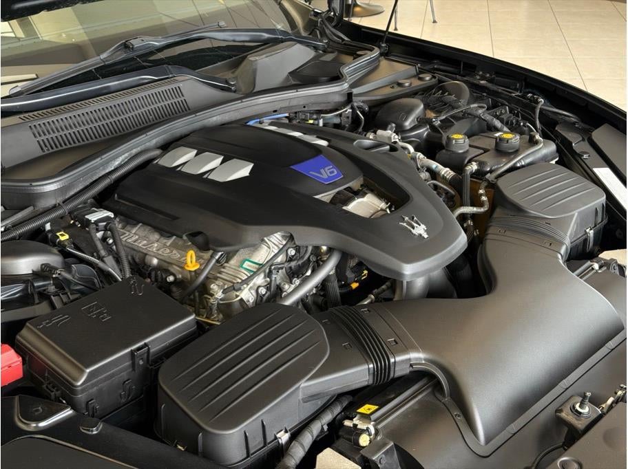 2018 Maserati Quattroporte S Sedan 4D