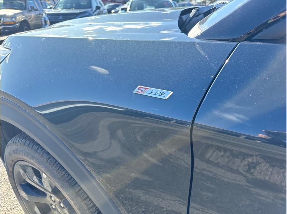 2023 Ford Explorer ST-Line Sport Utility 4D