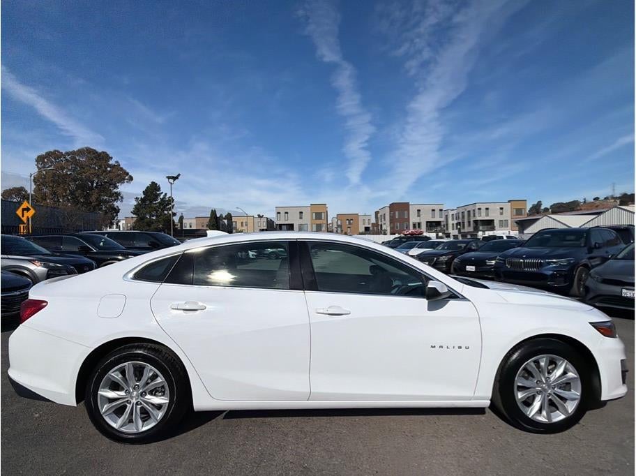 2023 Chevrolet Malibu 1LT Sedan 4D
