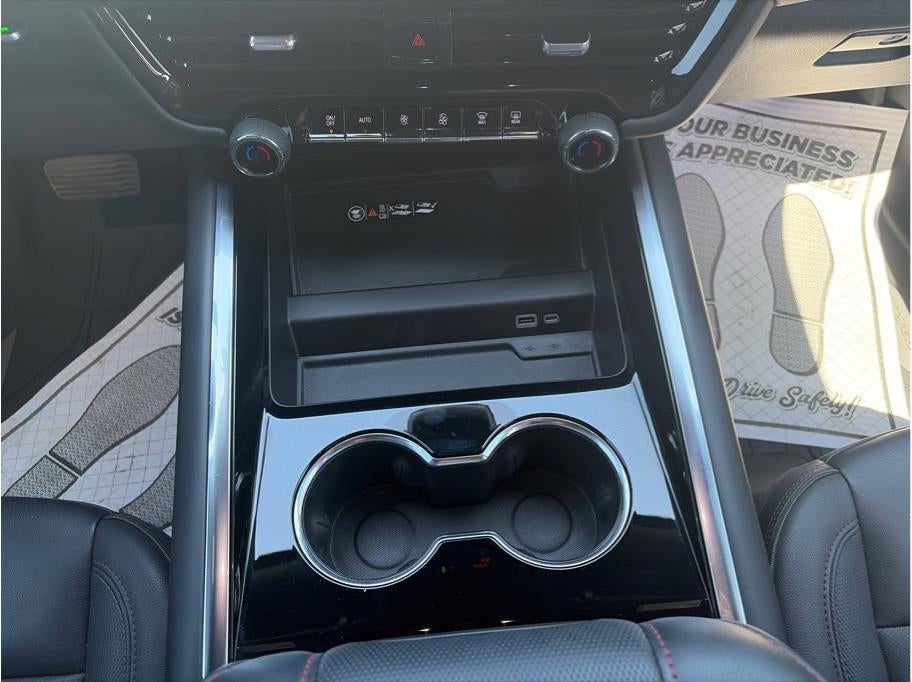 2025 Chevrolet Suburban RST Sport Utility 4D