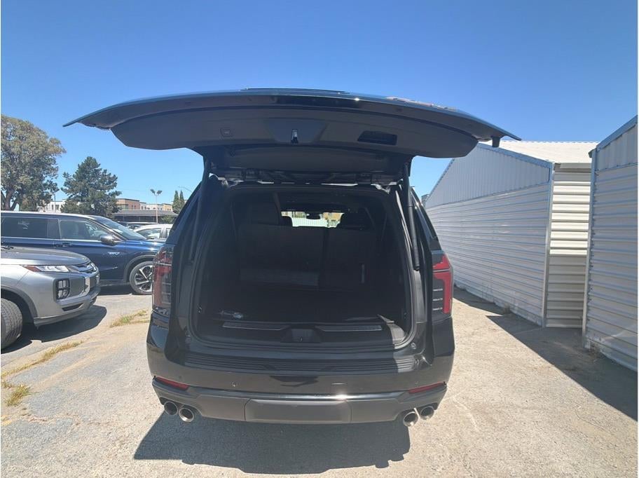 2025 Chevrolet Suburban RST Sport Utility 4D