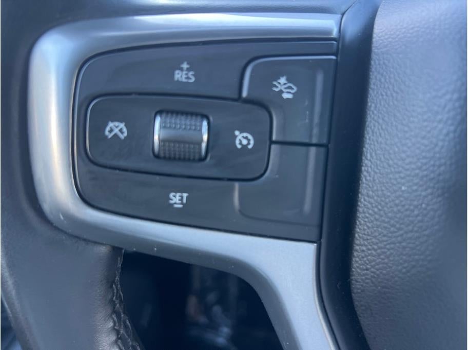 2024 Chevrolet Suburban LT Sport Utility 4D