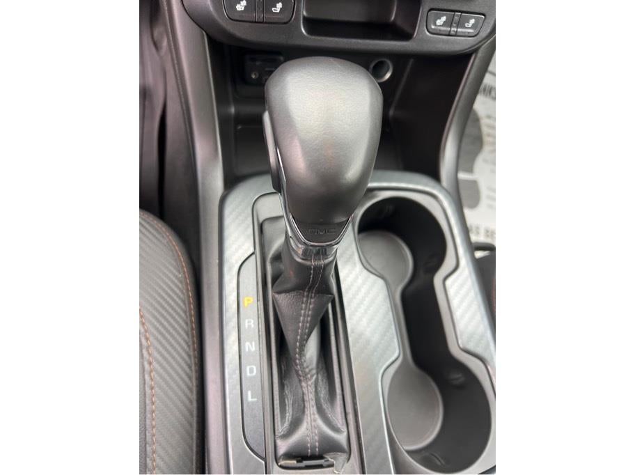 2022 GMC Canyon Crew Cab AT4 Pickup 4D 5 ft