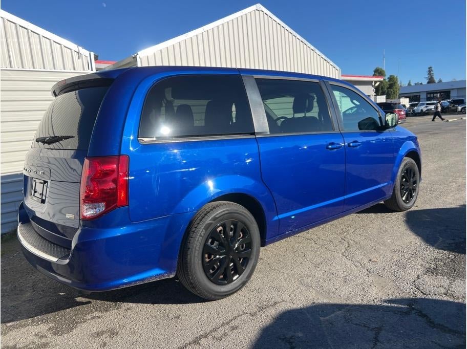 2018 Dodge Grand Caravan Passenger SE Minivan 4D