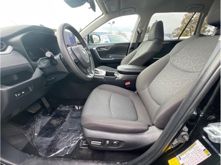 2024 Toyota RAV4 XLE Sport Utility 4D