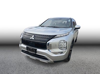 2024 Mitsubishi Outlander SE Sport Utility 4D