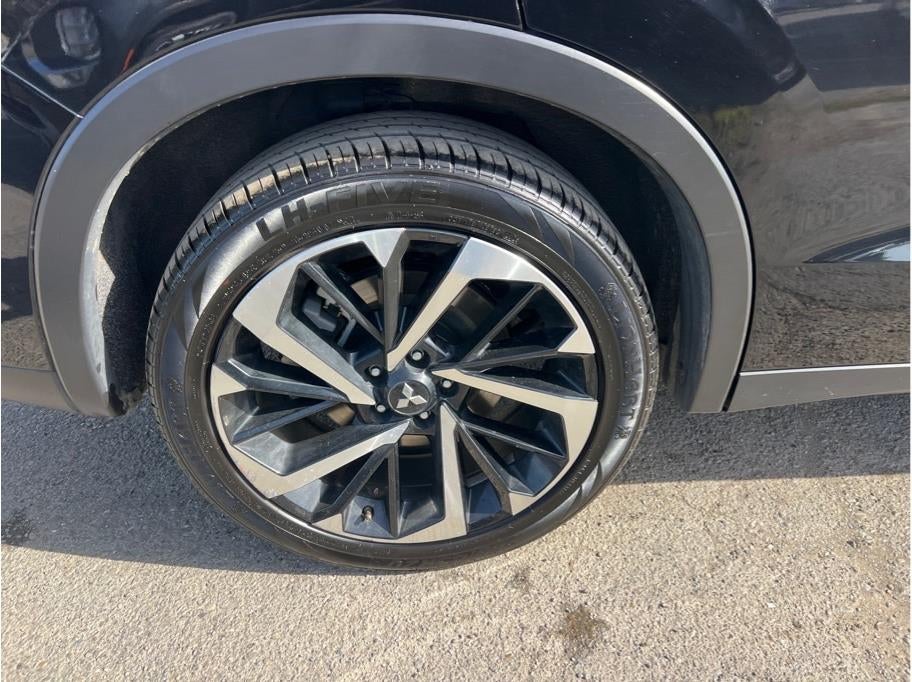 2024 Mitsubishi Outlander PHEV SE Sport Utility 4D