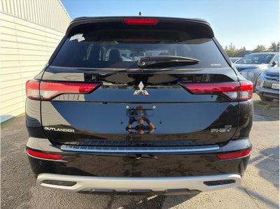 2025 Mitsubishi Outlander PHEV SE