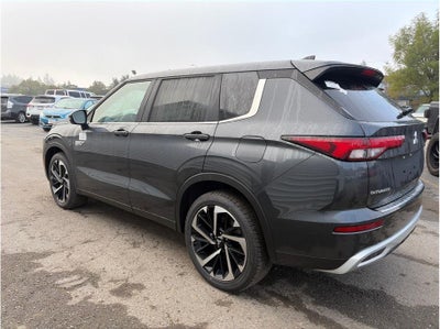 2025 Mitsubishi Outlander PHEV SE