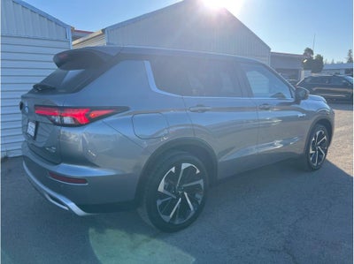2024 Mitsubishi Outlander PHEV SE Sport Utility 4D