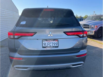 2024 Mitsubishi Outlander PHEV SE Sport Utility 4D
