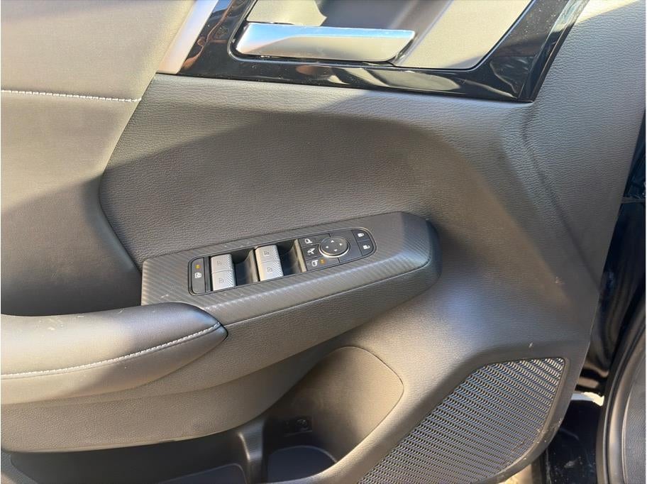 2025 Mitsubishi Outlander PHEV SE Tech Package