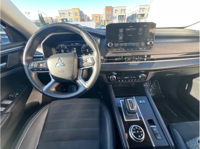 2024 Mitsubishi Outlander PHEV SE Sport Utility 4D