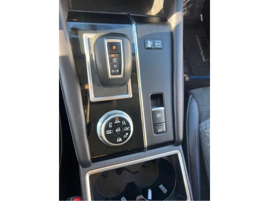 2024 Mitsubishi Outlander PHEV SE Sport Utility 4D