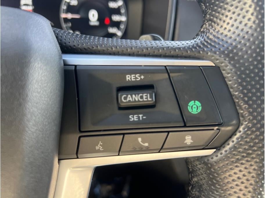 2024 Mitsubishi Outlander PHEV SEL Sport Utility 4D