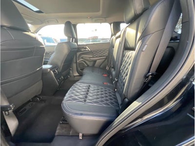 2024 Mitsubishi Outlander PHEV SEL Sport Utility 4D