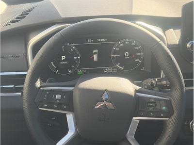 2025 Mitsubishi Outlander PHEV SEL