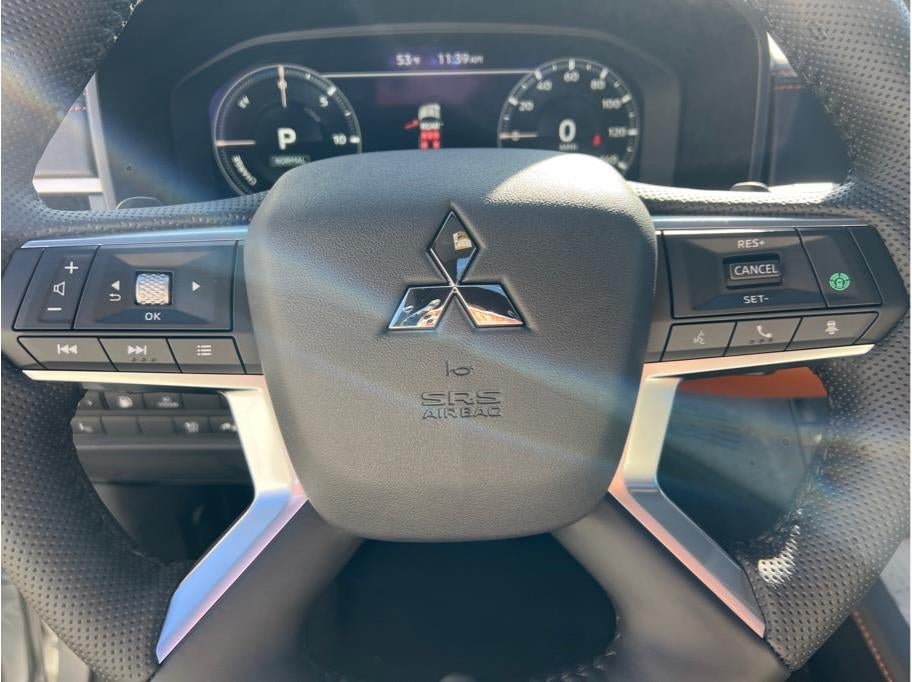 2025 Mitsubishi Outlander PHEV SEL Premium Package