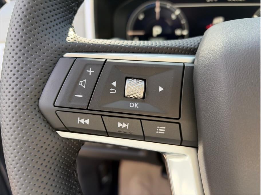 2025 Mitsubishi Outlander PHEV SEL