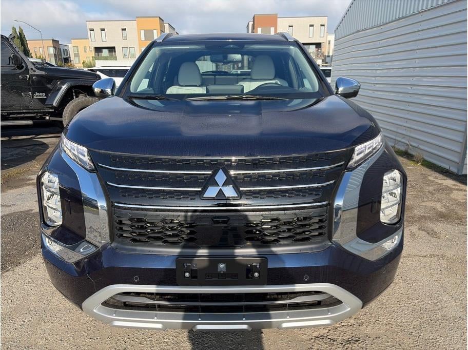 2025 Mitsubishi Outlander PHEV SEL