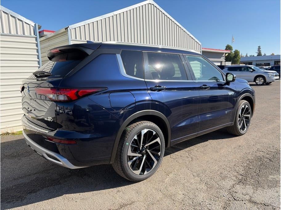 2025 Mitsubishi Outlander PHEV SEL