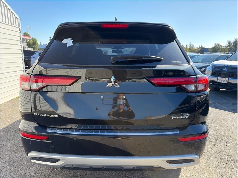 2025 Mitsubishi Outlander PHEV SEL