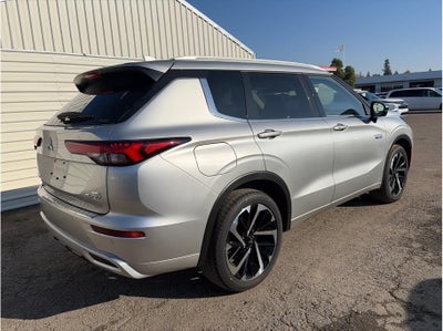2025 Mitsubishi Outlander PHEV SEL