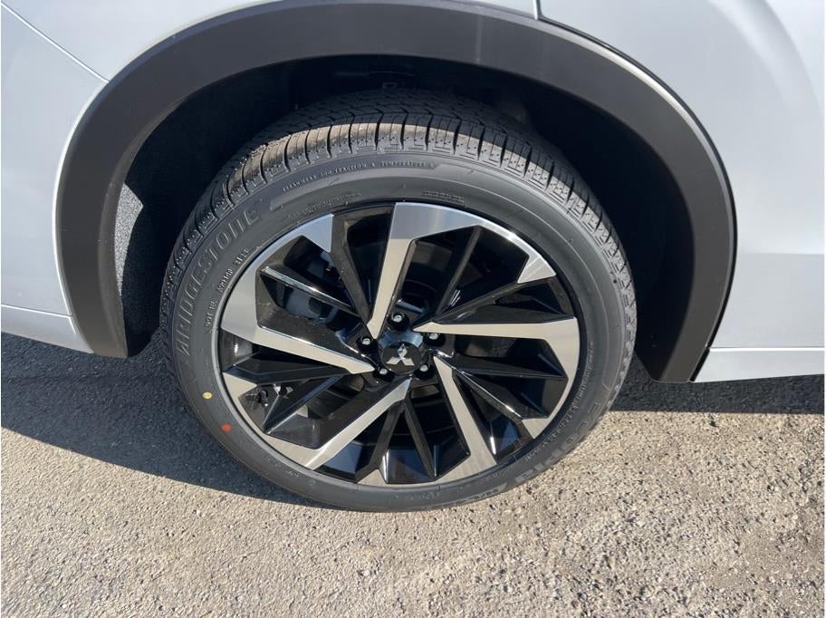 2025 Mitsubishi Outlander PHEV SEL