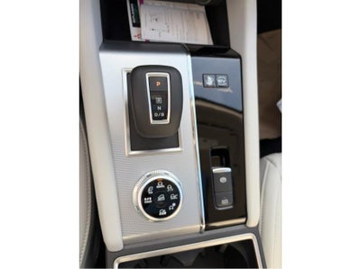 2025 Mitsubishi Outlander PHEV SEL