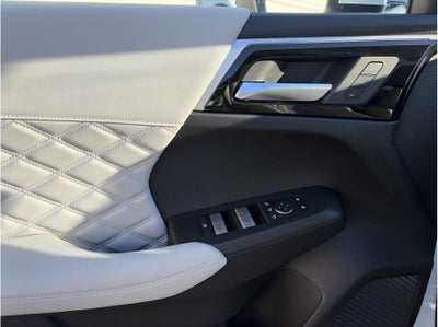 2025 Mitsubishi Outlander PHEV SEL