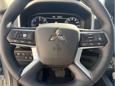 2025 Mitsubishi Outlander PHEV SEL