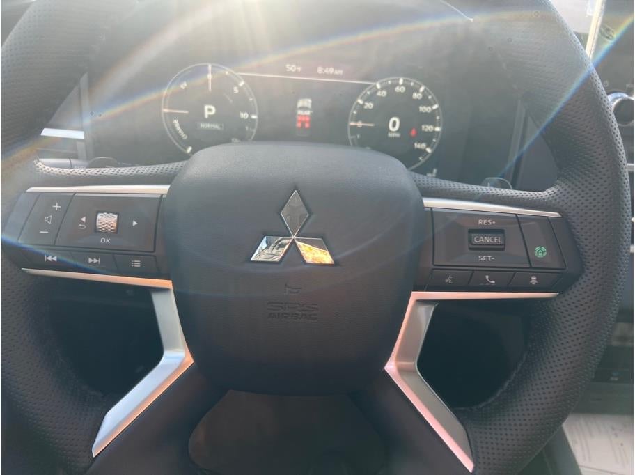 2025 Mitsubishi Outlander PHEV SEL