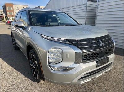 2025 Mitsubishi Outlander PHEV SEL