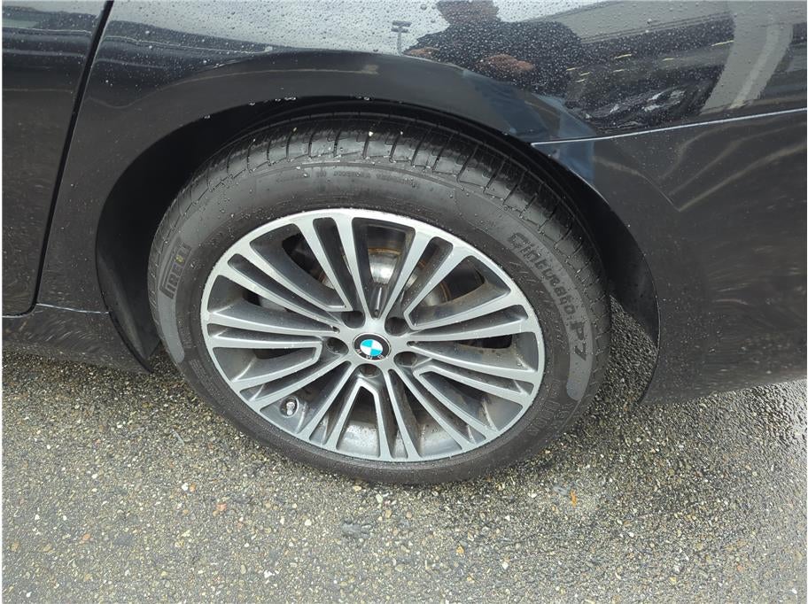 2018 BMW 5 Series 530i Sedan 4D
