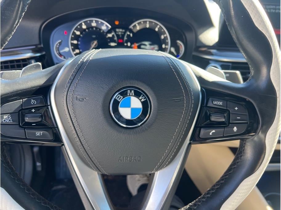 2019 BMW 5 Series 530i Sedan 4D