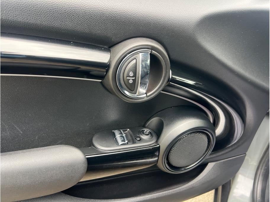 2022 MINI Hardtop 2 Door Cooper SE Hatchback 2D