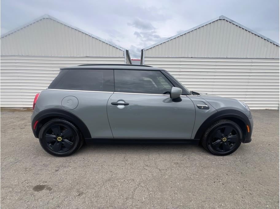 2022 MINI Hardtop 2 Door Cooper SE Hatchback 2D