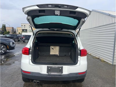 2015 Volkswagen Tiguan 2.0T SEL Sport Utility 4D