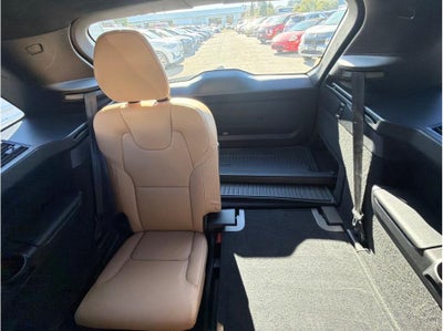 2023 Volvo XC90 T8 Recharge Ultimate Bright Theme Plug-In Hybrid Sport Utility 4D