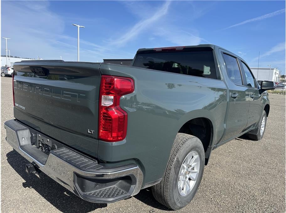 2025 Chevrolet Silverado 1500 Crew Cab LT Pickup 4D 5 3/4 ft