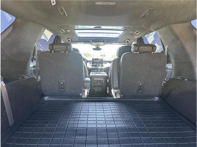 2021 Chevrolet Suburban LS Sport Utility 4D
