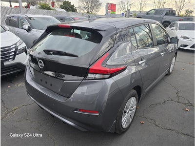 2024 Nissan LEAF S Hatchback 4D