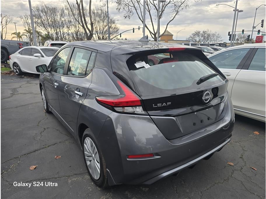 2024 Nissan LEAF S Hatchback 4D